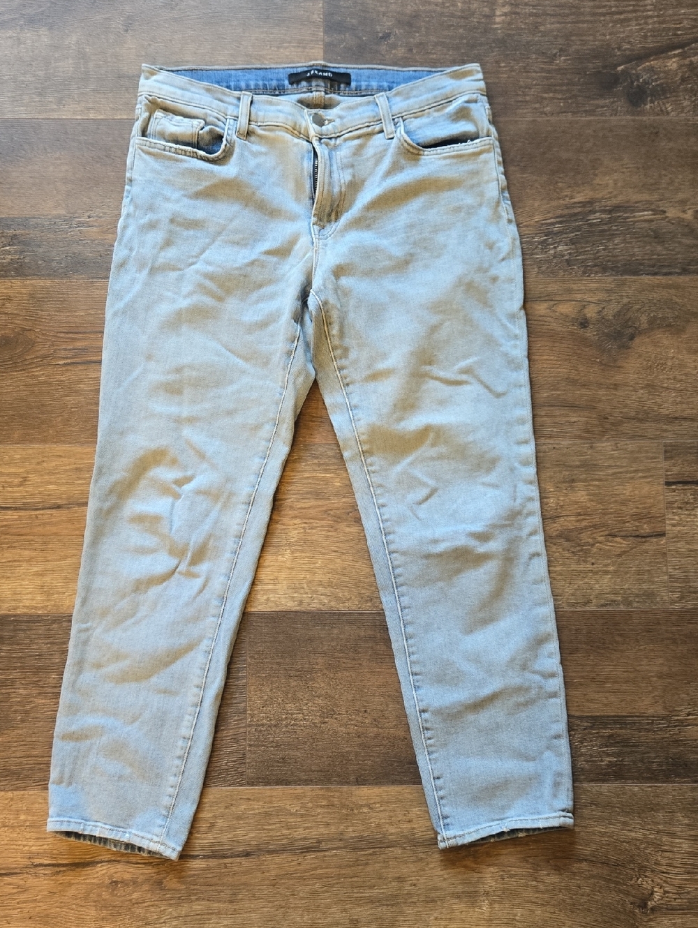 J Brand Cropped Ellis Love Cat Jeans in Light Wash
